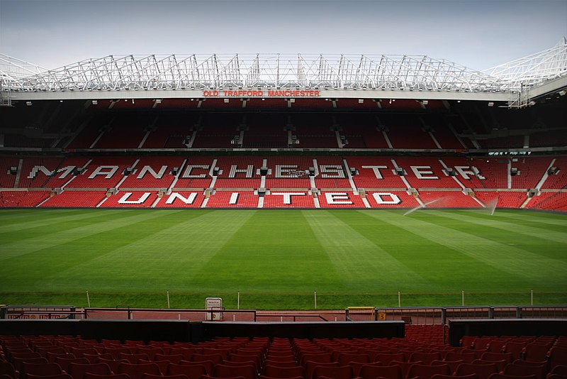 A guide to Manchester United season tickets background image